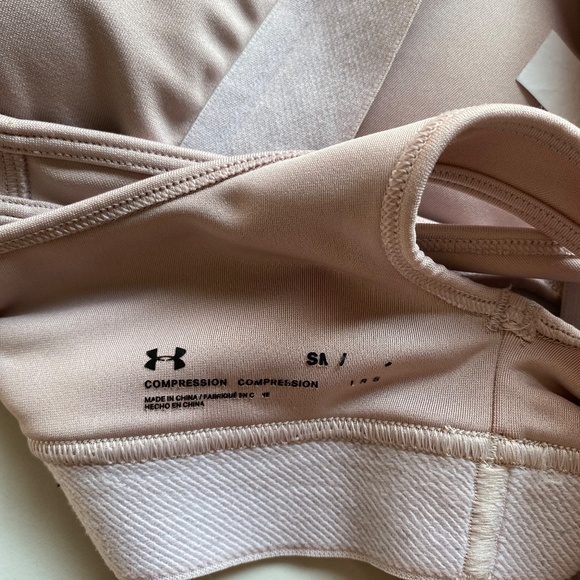 Under Armor sport bra Size S - Picture 5 of 5